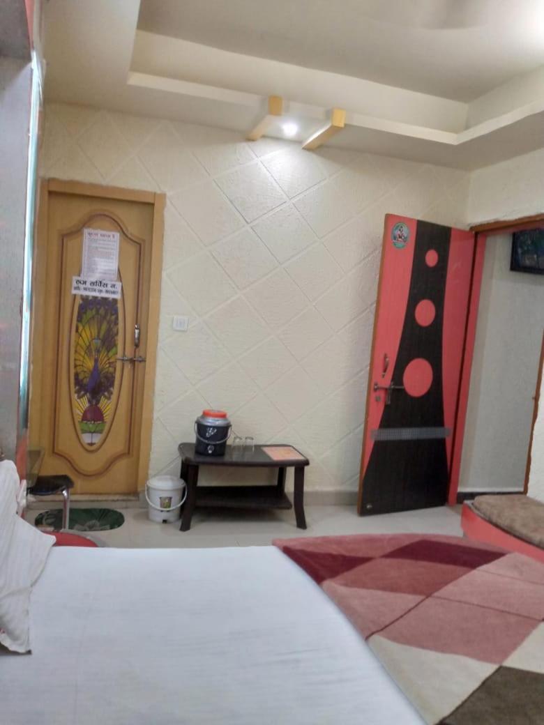 Hotel Amar Palace Pachmarhi Exterior photo